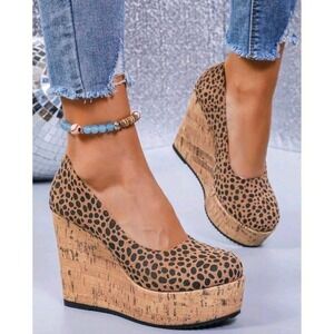 Leopard Print Cork Platform Wedge Pumps Round Toe Animal Print Heels Brown